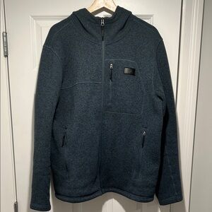 The North Face Men's Hooded Fleece Jacket in Heathered Blue